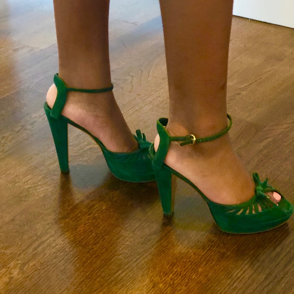 Green suede Gucci heels - Picture 3 of 12